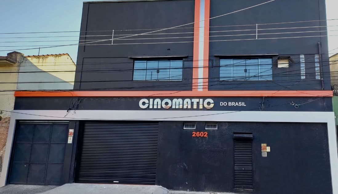Operação industrial com uso de bombas de alta pressão